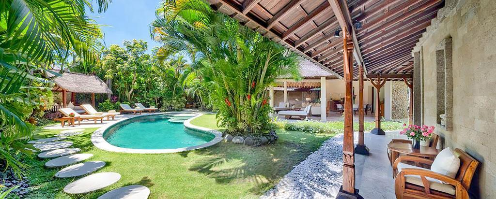 Villa Kubu Seminyak Экстерьер фото