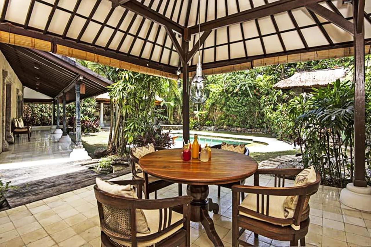 Villa Kubu Seminyak Экстерьер фото