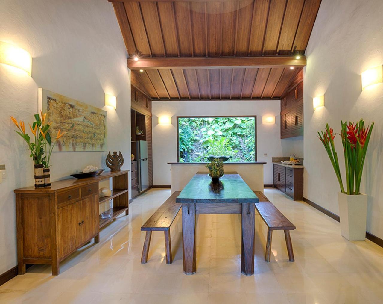 Villa Kubu Seminyak Экстерьер фото